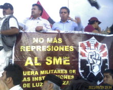 Mexican Electricians' Union stage protest Mexican Electricians' Union Protest